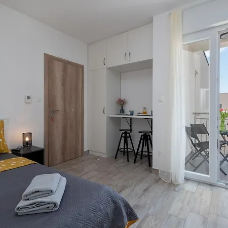 Apartmani Luce Trogir Exterior foto