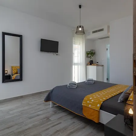 Apartmani Luce Trogir Exterior foto