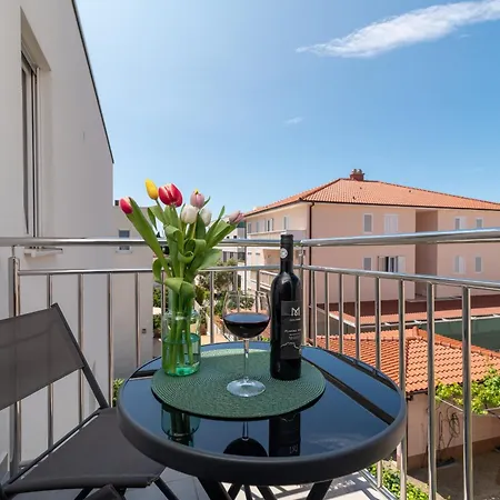 Apartmani Luce Trogir Exterior foto