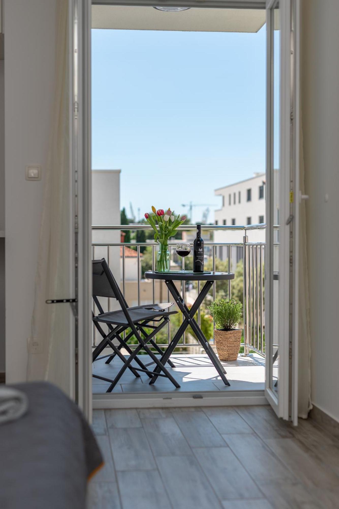 Luce Apartment